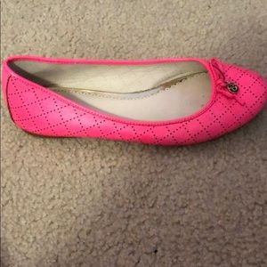Hot pink C wonder flats